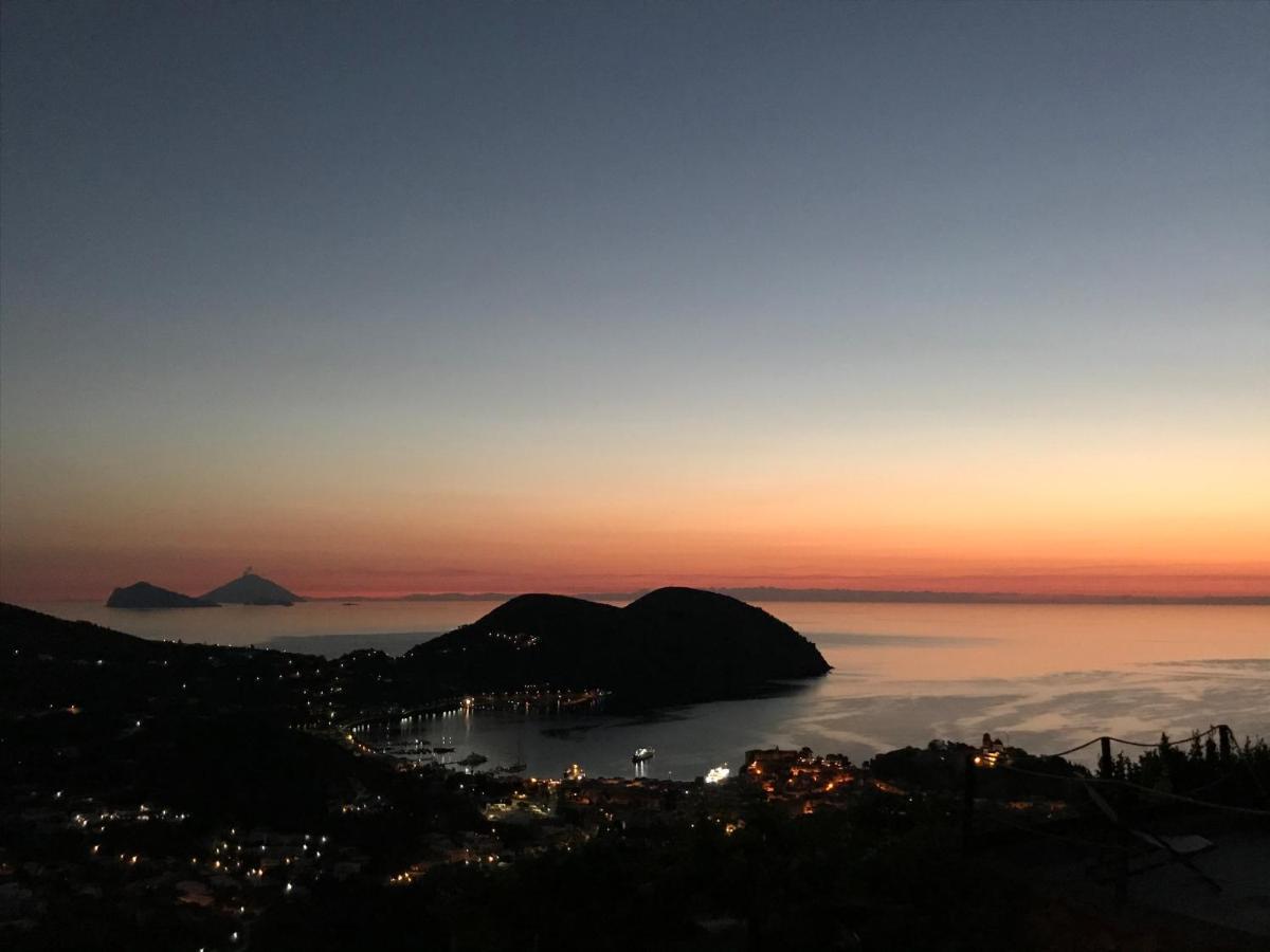Casa Marta Leilighet Lipari  Eksteriør bilde