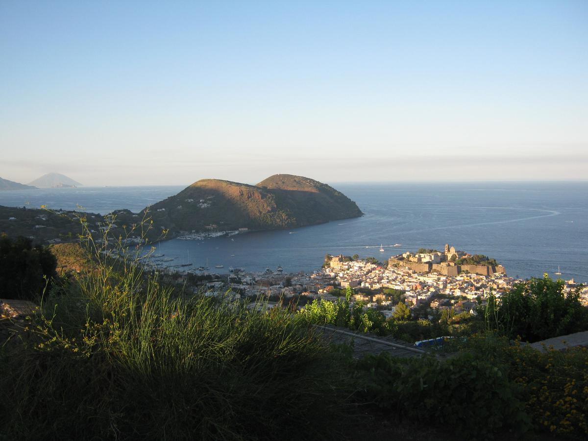 Casa Marta Leilighet Lipari  Eksteriør bilde