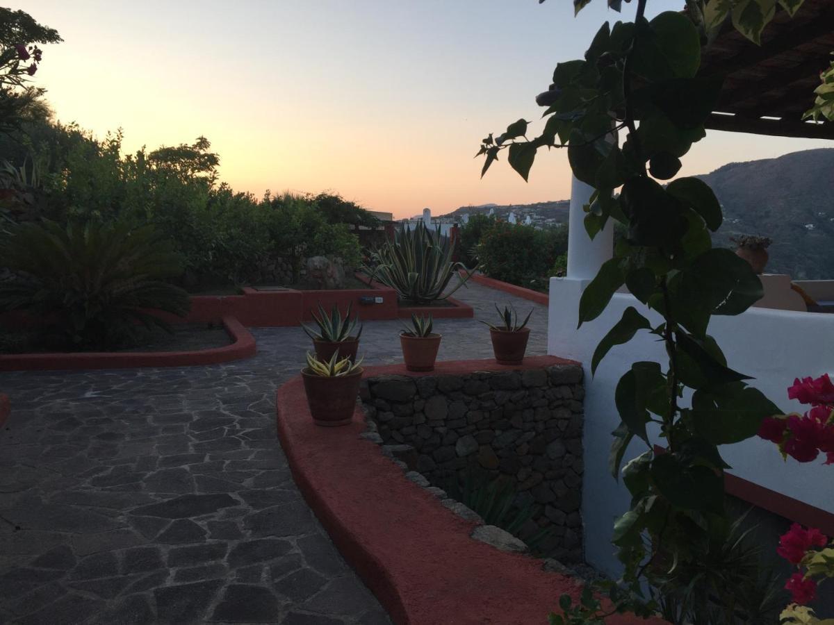 Casa Marta Leilighet Lipari  Eksteriør bilde